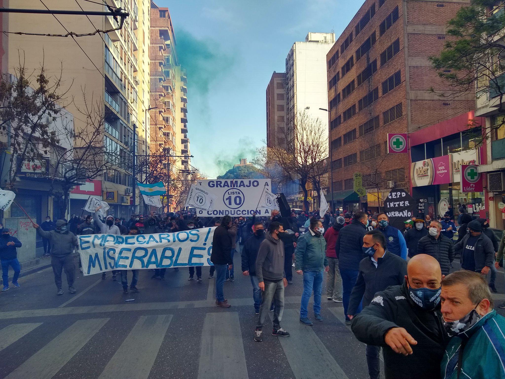 TRANSPORTE  |  Tres meses de paro. Una situación insostenible.