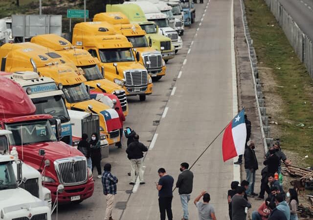 Chile: camioneros vuelve a amenazar con desabastecer el país